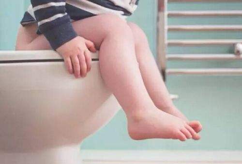 怎么把尿正确方法,把屎把尿正确姿势