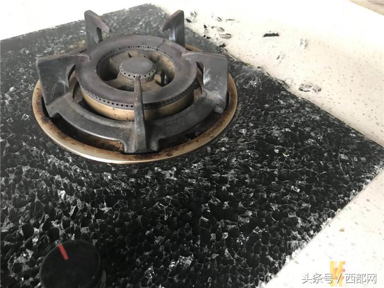 美的燃气灶面板炸裂怎么解决,如何防止燃气灶玻璃面板炸裂