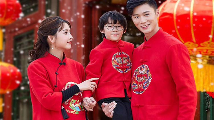 90公分的宝宝穿唐装,宝宝穿唐装配什么鞋子