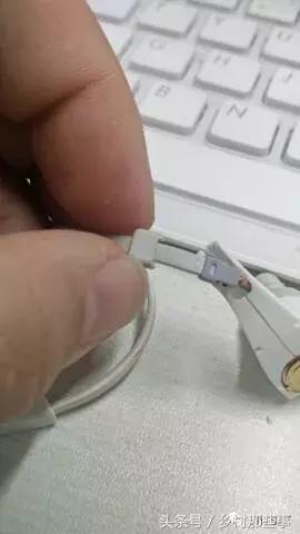 缤特力backbeatfit2100耳机,缤特力go2耳机怎么配对