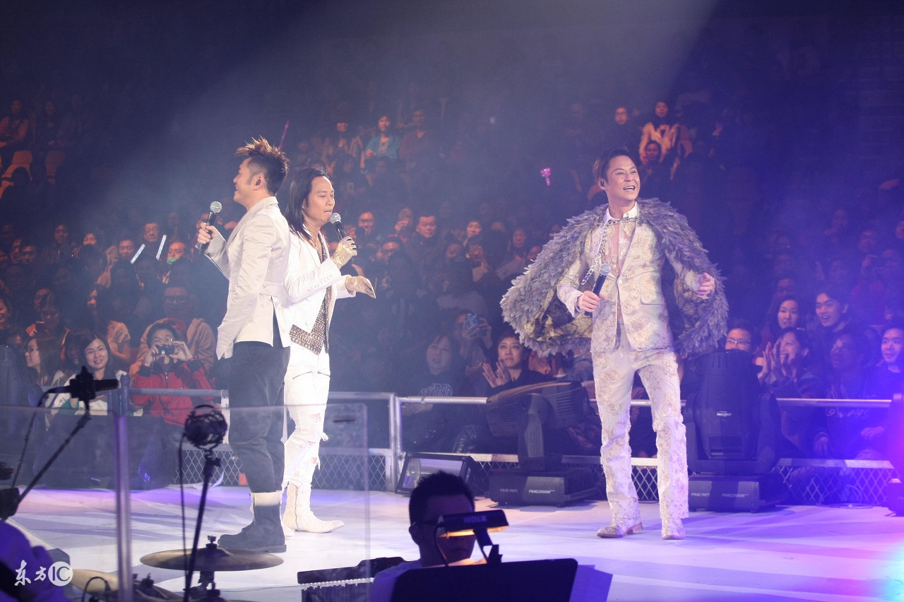 梅艳芳先辈提携后辈是本分片段,张国荣梅艳芳对后辈得提携