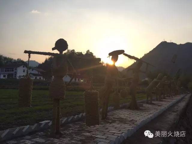 火烧店又现新鲜玩意儿，听说是.......