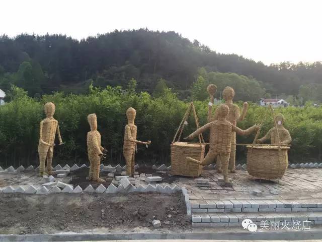 火烧店又现新鲜玩意儿，听说是.......