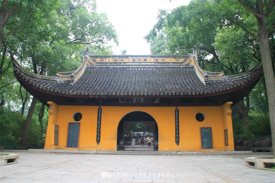 苏州的虎丘被誉为吴中第一名胜,吴中第一名胜