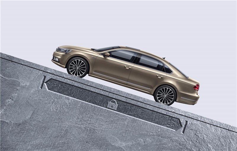 上海大众全新帕萨特试驾,最新款一汽大众帕萨特试驾