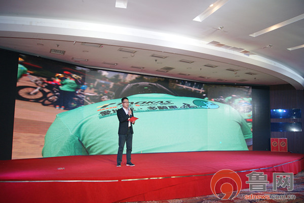 鍗庤禌婧㈢編,涓鐗硅喅鑱婂煄骞翠細