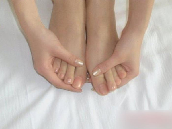 一脚定天下代表什么生肖,一脚定乾坤是什么