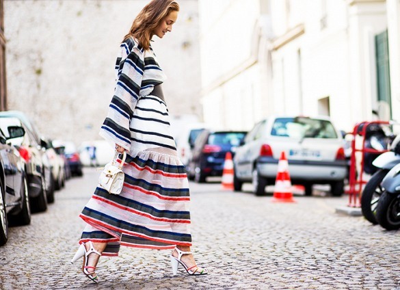 潮流icon怎么穿,时尚icon的优雅穿搭惊艳夏日街头