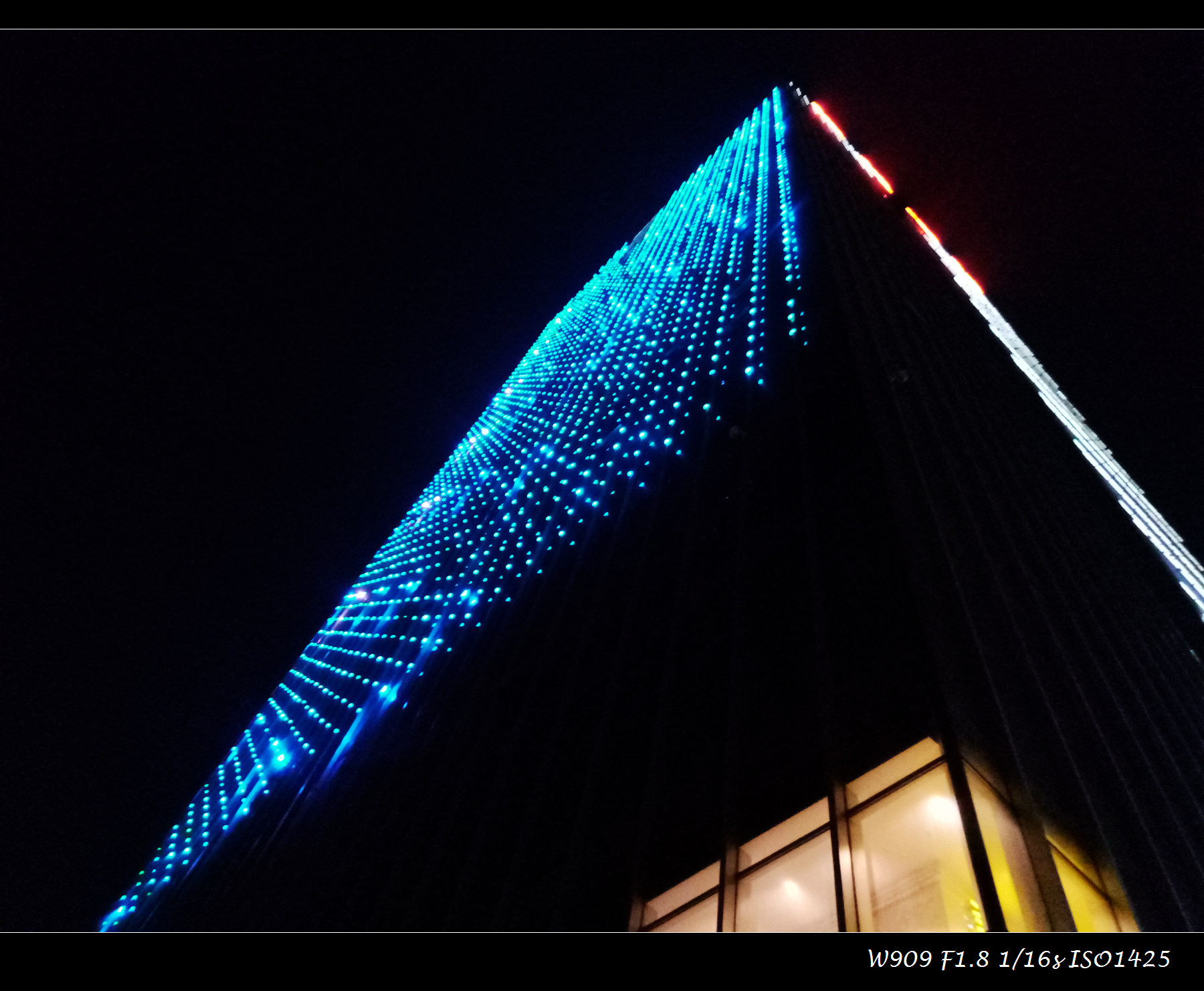 金立天鉴w909值得入手吗,金立天鉴w909翻盖手机