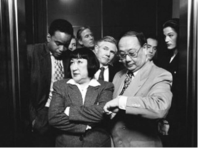 电梯安全站位,电梯怎么站位