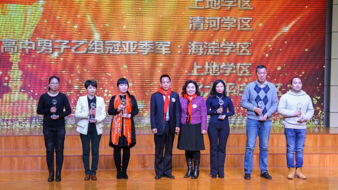 青少年足球特色学校满天星训练营,全国青少年足球训练培训基地