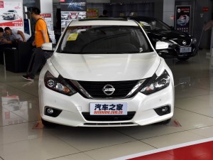 2016款天籁2.0舒适版和最新款对比,2016款2.0l舒适版天籁测评