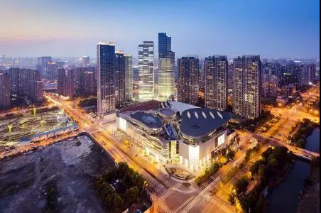 运动贯穿拓东体育馆片区商业生态链C86、金格等满足消费层级