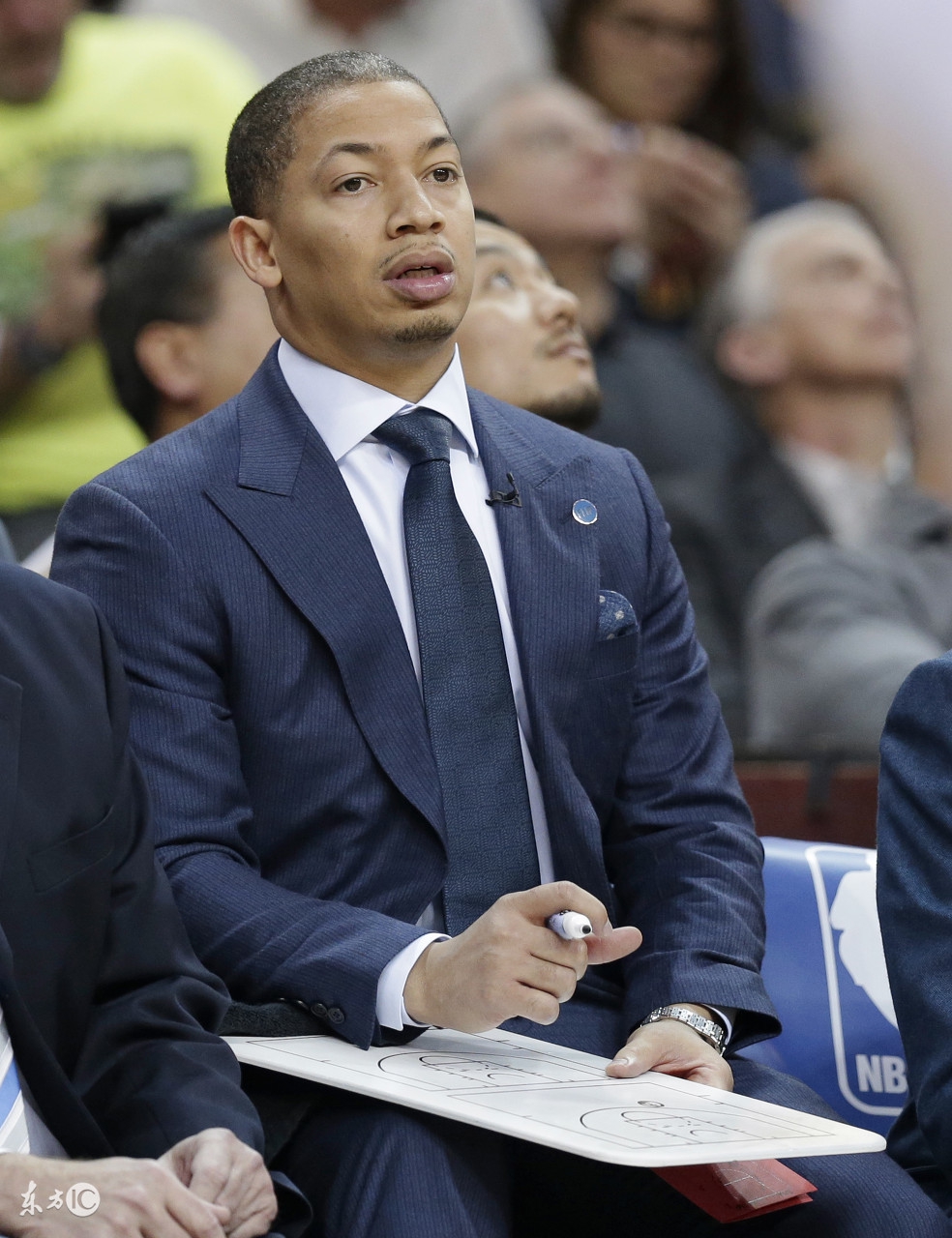 泰伦卢谈詹姆斯重回骑士 (詹姆斯对骑士泰伦卢)