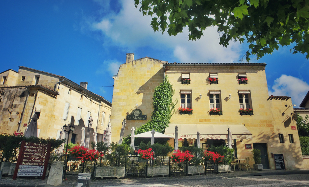 cestlavie南宁店,漫步法国葡萄酒之旅