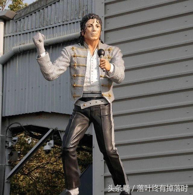 世界各地的奇葩雕像,世界上最奇葩的雕像