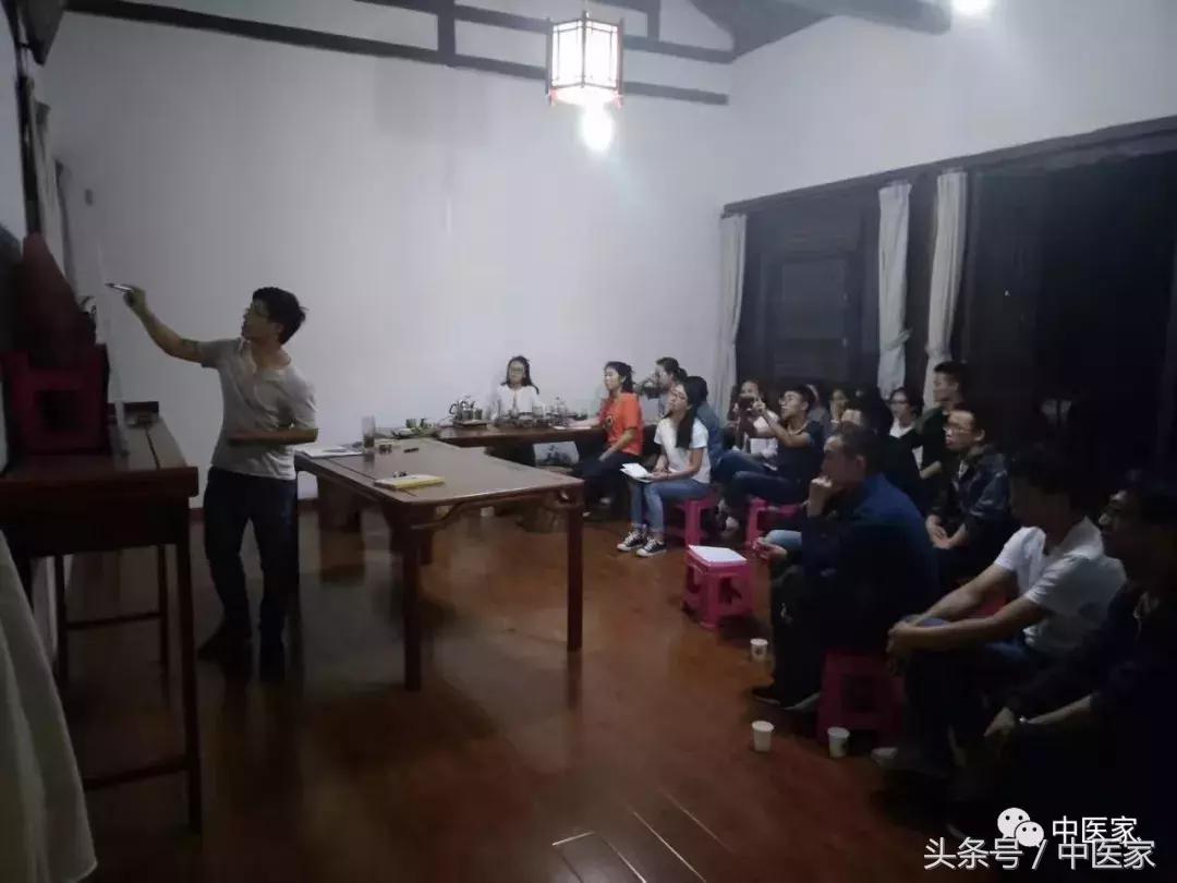 这位年轻中医用实践告诉你，青年中医的力量在基层崛起