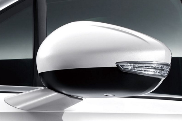 东风标致508配置静态解析搭载1.6T/1.8T汽油发动机