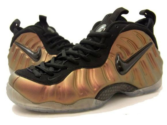 一双喷泡能穿几年,喷泡详细简介