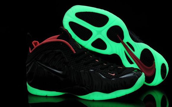 一双喷泡能穿几年,喷泡详细简介