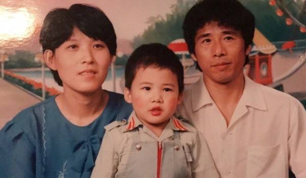 出门在外想父母了,出门在外想爸爸妈妈怎么办