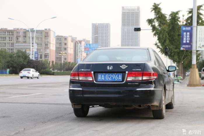 十年车龄的本田雅阁值得买吗,本田雅阁跑了20万公里还值得买吗