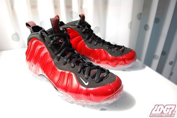 一双喷泡能穿几年,喷泡详细简介