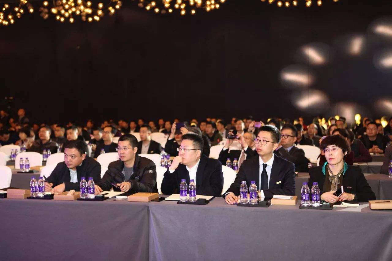 涓寳鎺ц偂闆嗗洟骞翠細,涓寳闆嗗洟閮戝窞骞翠細