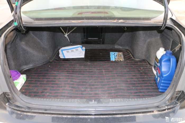 十年车龄的本田雅阁值得买吗,本田雅阁跑了20万公里还值得买吗