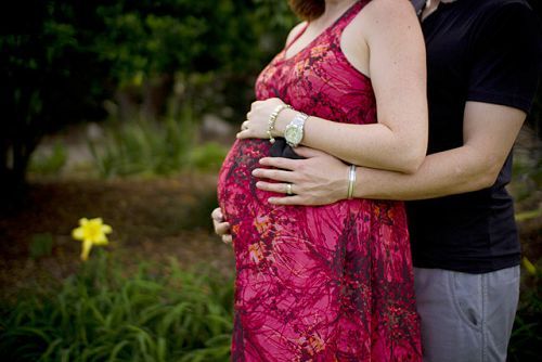 孕期痒是胎宝宝的血液导致的吗,孕期胎宝宝皮肤