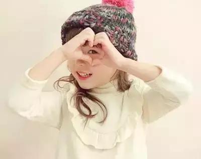 秋冬孩子嘴唇干裂小妙招,冬天宝宝嘴唇干裂是怎么回事