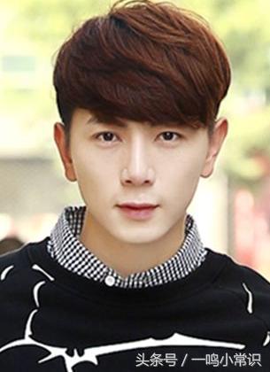 脸大男生长发怎么留好看,脸大的男生怎么自己弄发型