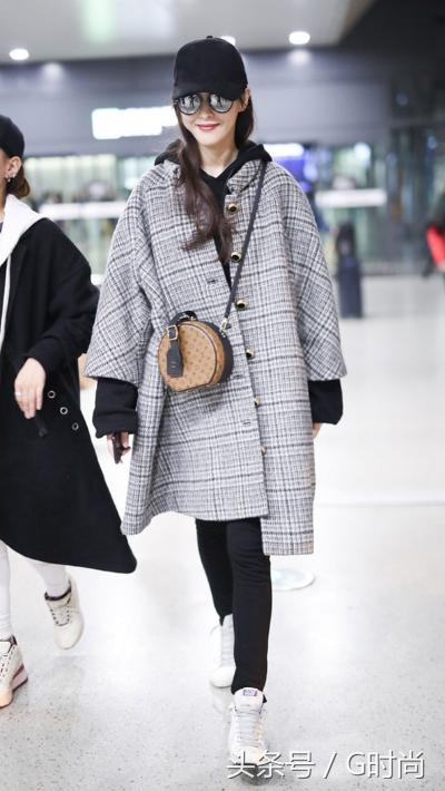一件有设计感的大衣,格子大衣真的永不过时