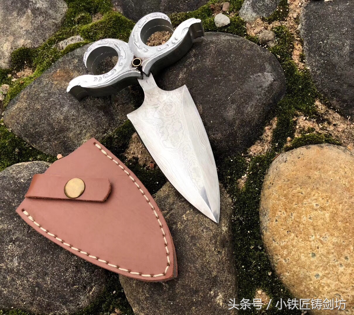 百炼花纹钢刀淬火,百炼云纹钢手刀