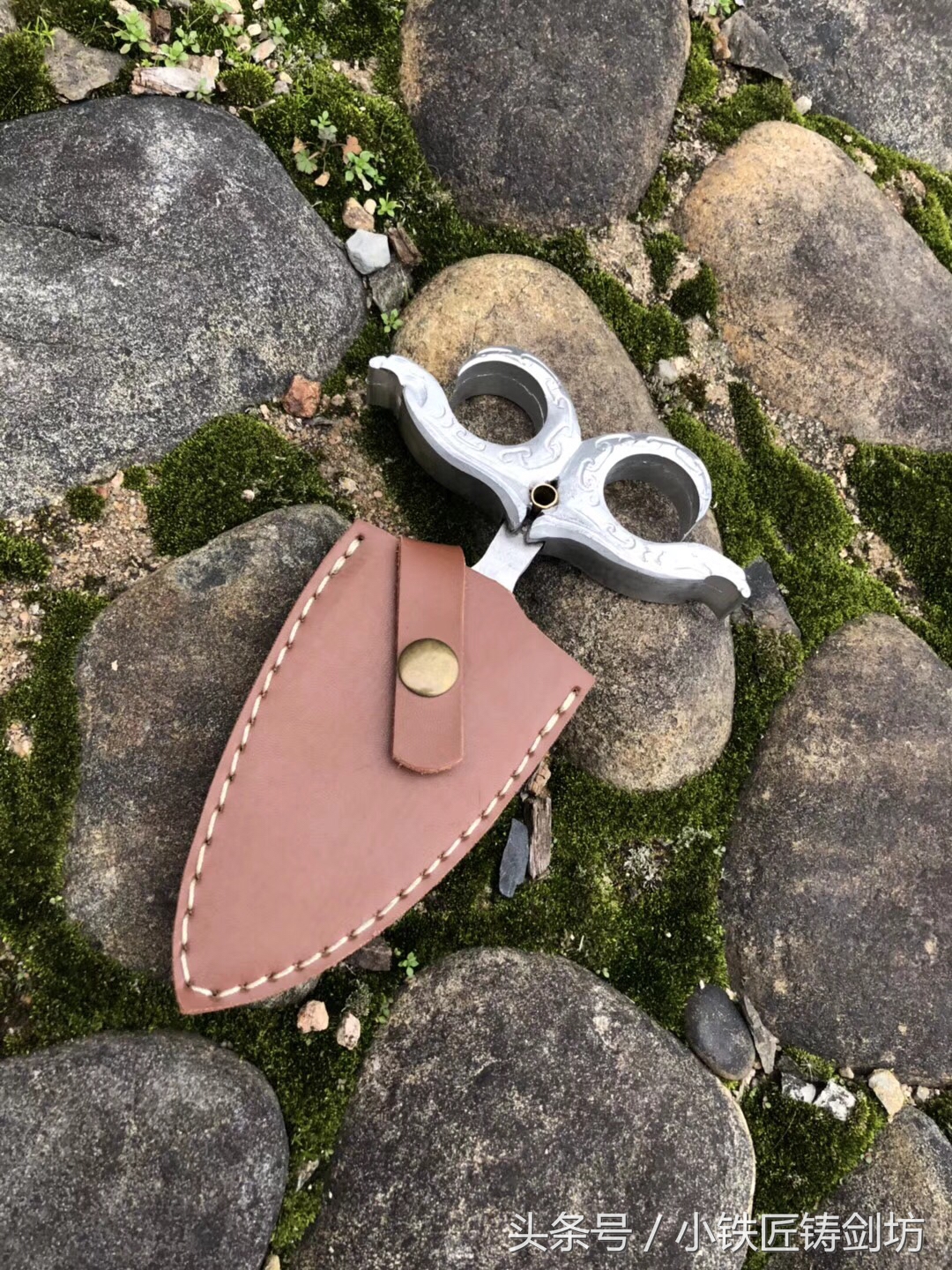 百炼花纹钢刀淬火,百炼云纹钢手刀