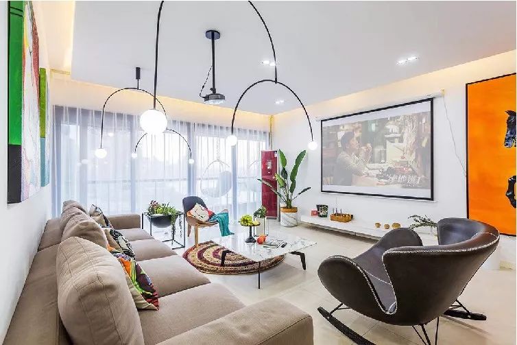 俞敏洪的合伙人徐小平,俞敏洪合伙人徐小平现在干什么