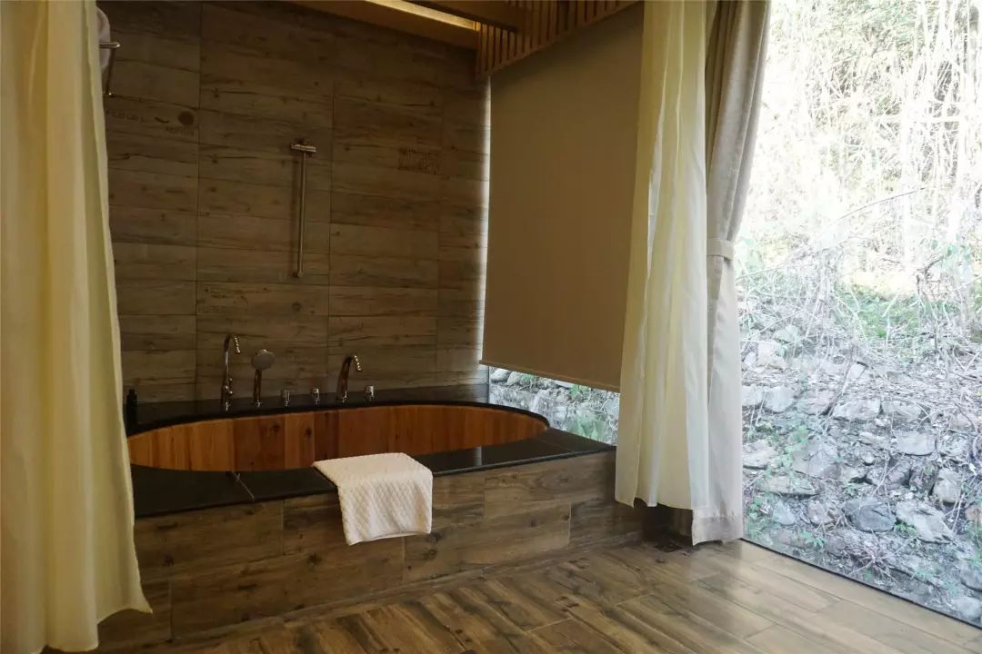 福利丨粤北越北，风景更美，邀你到丹霞灵溪过个红红火火东北年