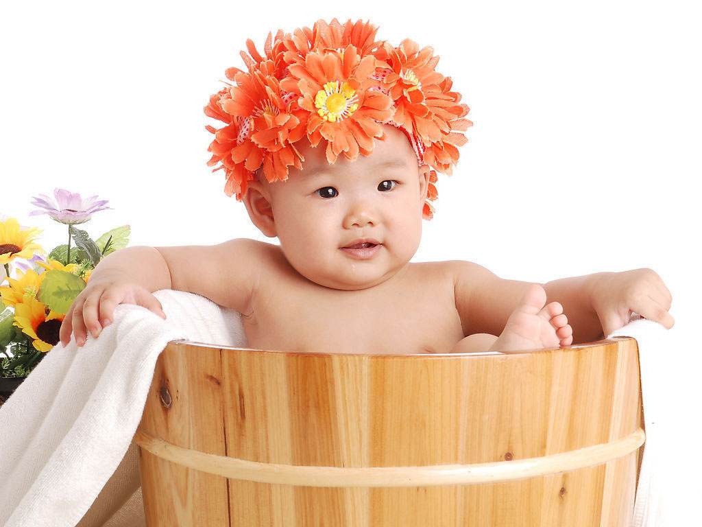 婴儿游泳馆药浴有哪些牌子,婴儿药浴游泳馆室内装修图