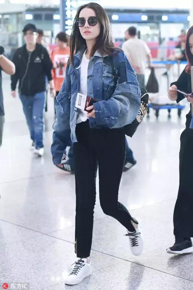 杨幂和热巴穿同款连衣裙,从杨幂赵丽颖到热巴肖战