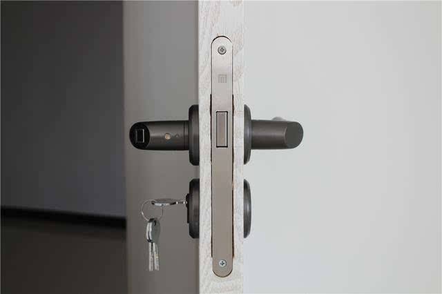 智能门锁机械锁电子锁,智能锁推荐机械锁还是全自动锁