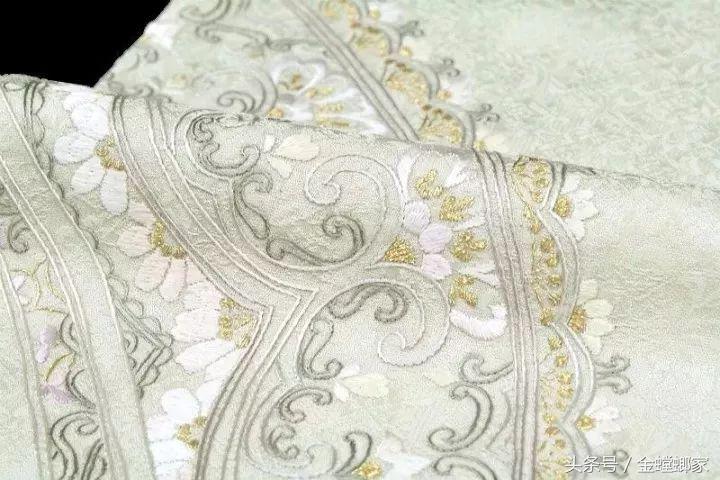 墙纸有什么款式,常见的壁纸种类有哪些