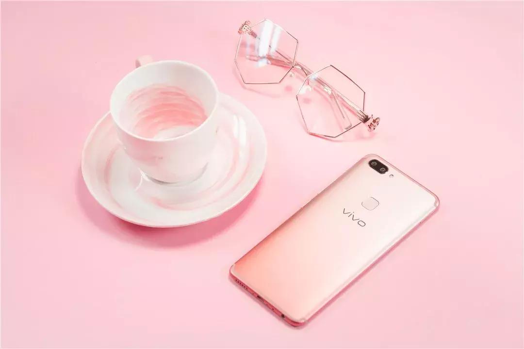 怎样清理手机垃圾释放手机空间,手机老是显示内存不够该怎样清理