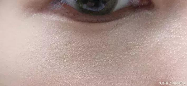 贫民窟女孩和白富美护肤品对比图,贫民窟女孩所有的化妆品和护肤品