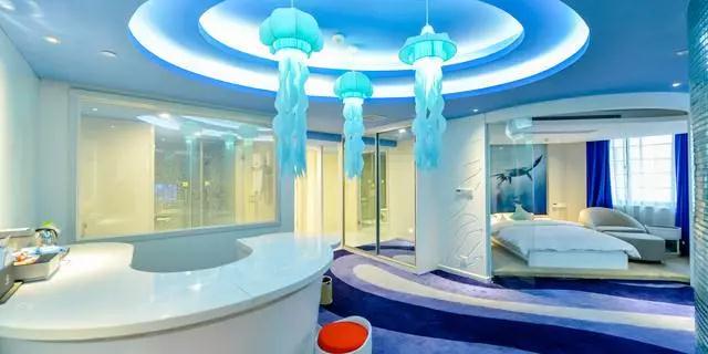 常州恐龙园穿越侏罗纪快速通道,常州恐龙度假酒店附近有什么