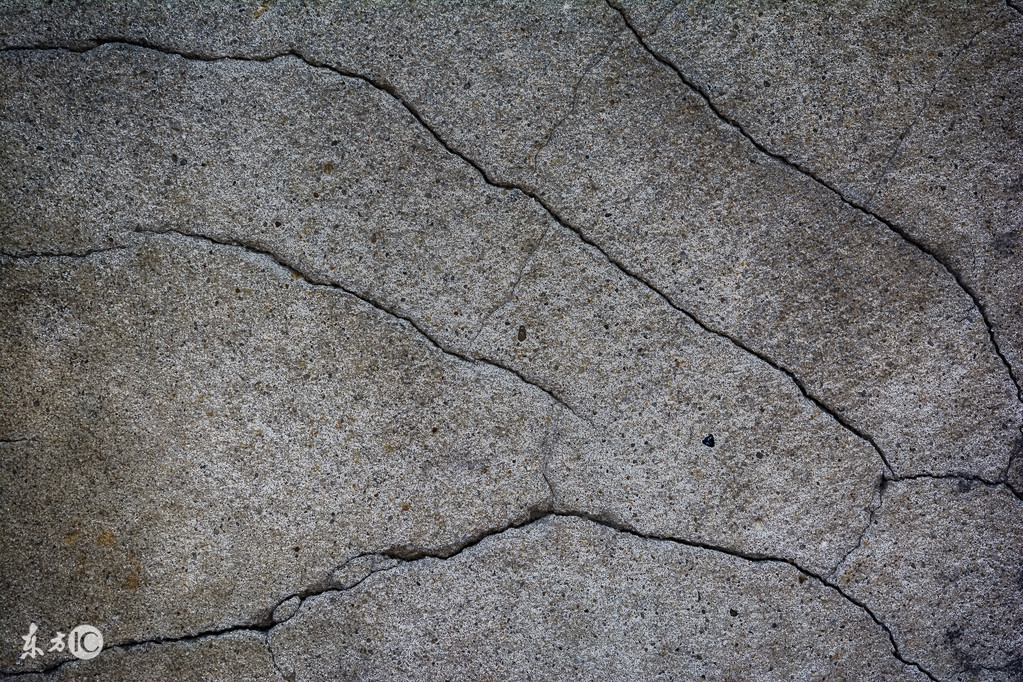 建筑工程中常出现的裂缝分析及解决措施