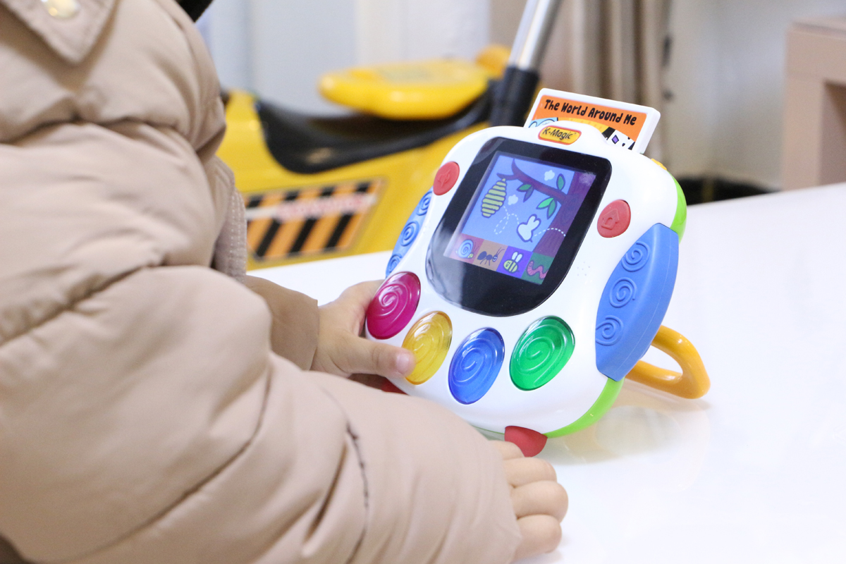 不知道怎么陪2岁宝宝玩,不知道怎么陪七个月宝宝玩