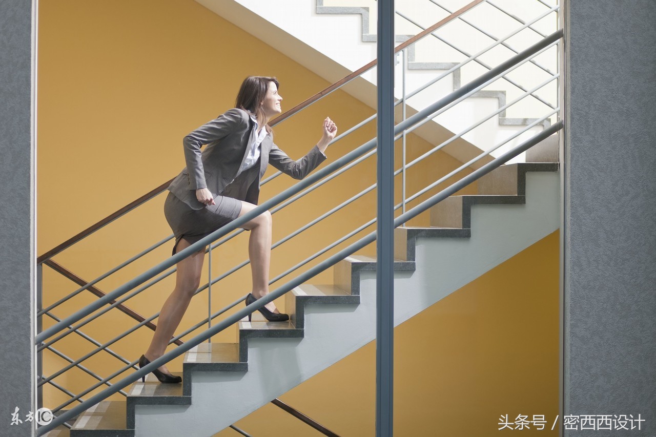 如何用cad画楼梯立体图,怎样用cad绘制楼梯平面图