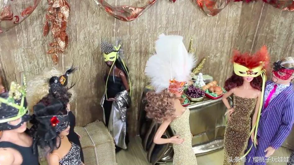 迷你手工自己动手给芭比做,手工制作芭比娃娃的头饰教程