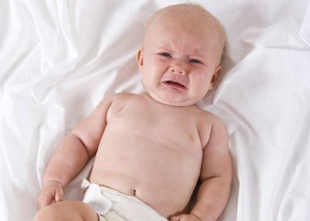 新生婴儿睡眠差怎么改善,新生婴儿睡眠时间太长