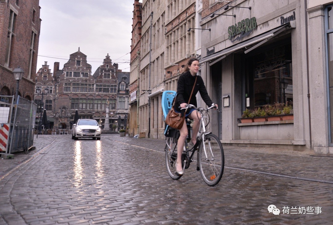 奶叔带你逛荷兰之荷兰的自行车啊，跟中国不是一个物种